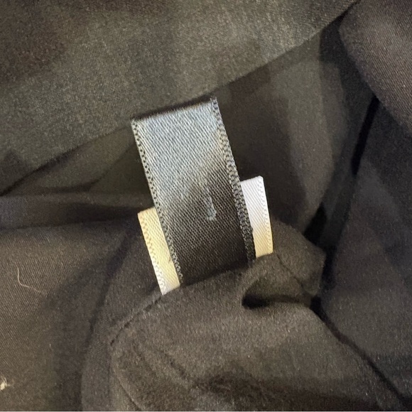 The Limited Mini Pencil Skirt Navy W 15” L 18” - Picture 8 of 9